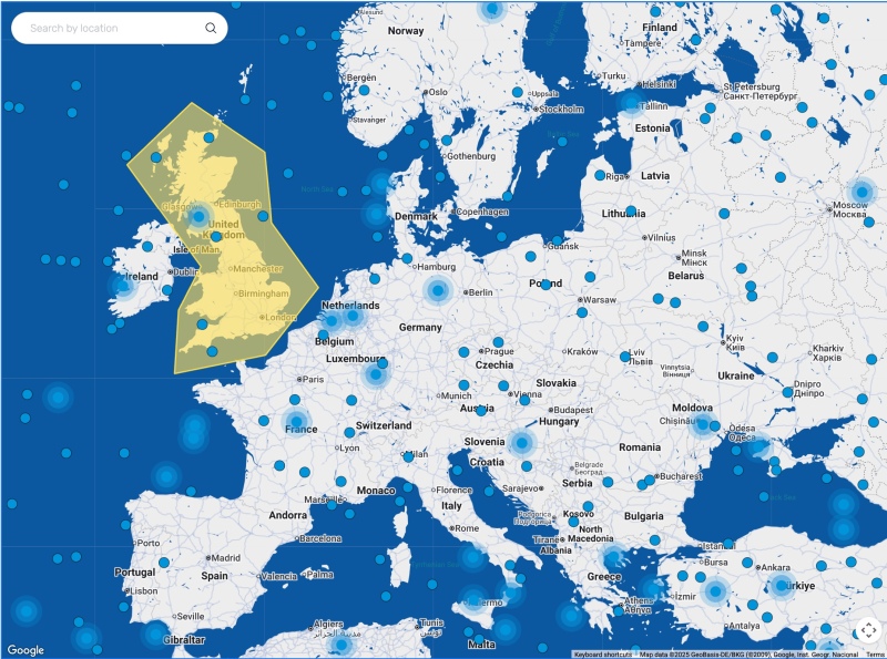 Kaarten met veel markers toch performant houden: server-side clustering met Laravel en Google Maps