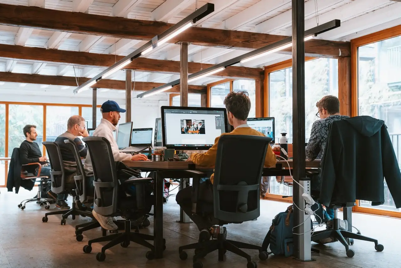 Sevendays team at work